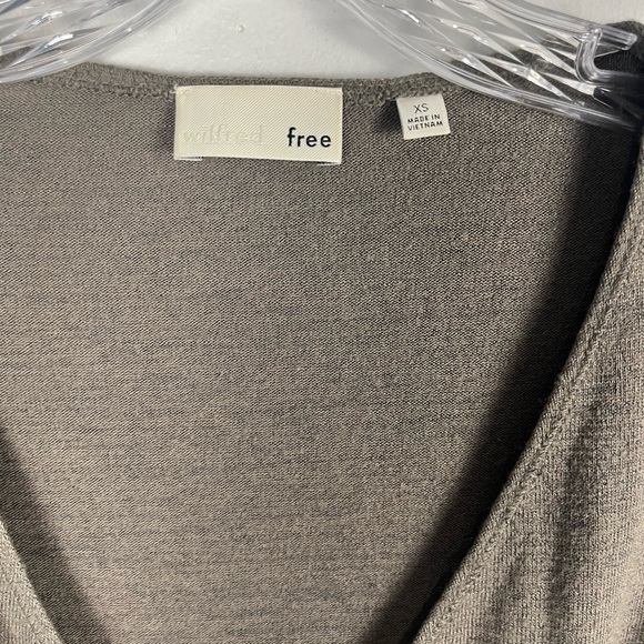 Aritzia Wilfred Free green Brown Long Sleeve V Neck Bodysuit for Size XS - Picture 2 of 5
